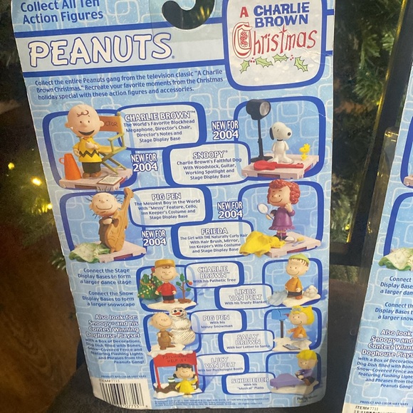 🎄Peanuts collectible Christmas figures 🎄 - Picture 4 of 4